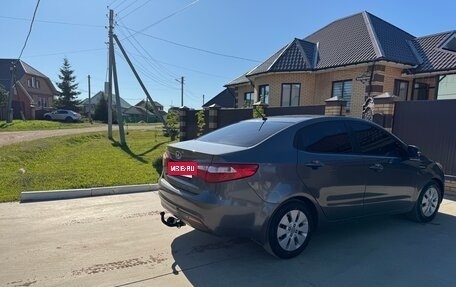 KIA Rio III рестайлинг, 2013 год, 680 000 рублей, 18 фотография