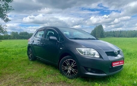 Toyota Auris II, 2007 год, 607 000 рублей, 1 фотография