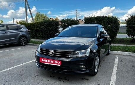 Volkswagen Jetta VI, 2015 год, 850 000 рублей, 2 фотография