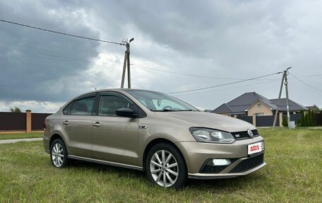 Volkswagen Polo VI (EU Market), 2017 год, 1 000 000 рублей, 3 фотография