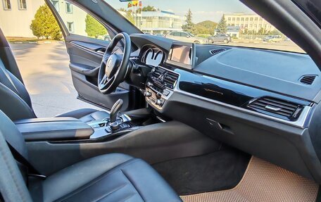 BMW 5 серия, 2019 год, 3 550 000 рублей, 7 фотография