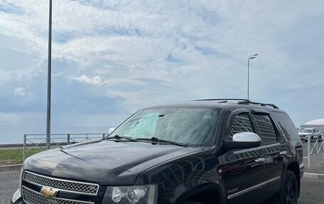 Chevrolet Tahoe III, 2011 год, 2 600 000 рублей, 2 фотография