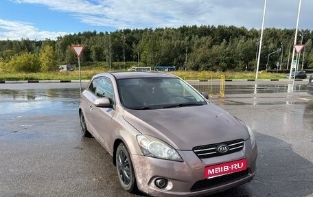 KIA cee'd I рестайлинг, 2010 год, 500 000 рублей, 3 фотография