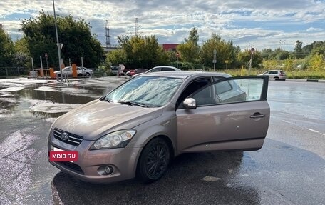 KIA cee'd I рестайлинг, 2010 год, 500 000 рублей, 2 фотография