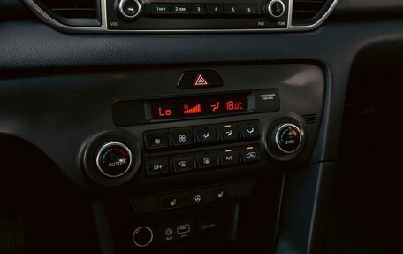 KIA Sportage IV рестайлинг, 2018 год, 1 695 000 рублей, 16 фотография
