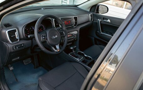 KIA Sportage IV рестайлинг, 2018 год, 1 695 000 рублей, 13 фотография