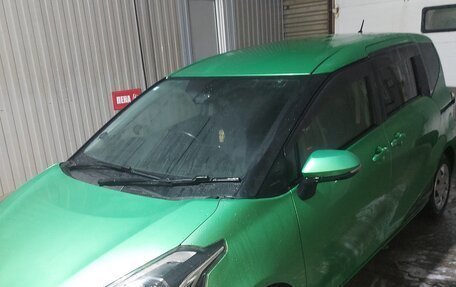 Toyota Sienta II, 2015 год, 1 290 000 рублей, 2 фотография