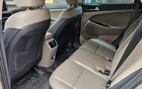 Hyundai Tucson III, 2018 год, 2 450 000 рублей, 5 фотография