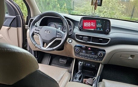 Hyundai Tucson III, 2018 год, 2 450 000 рублей, 6 фотография
