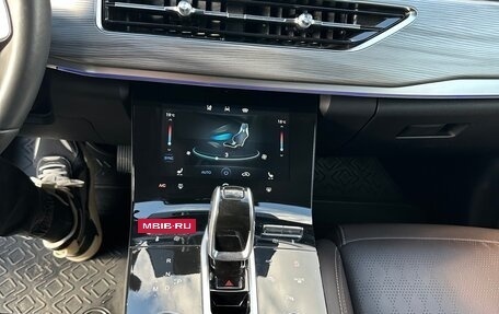 Chery Tiggo 8 Pro, 2022 год, 2 100 000 рублей, 10 фотография