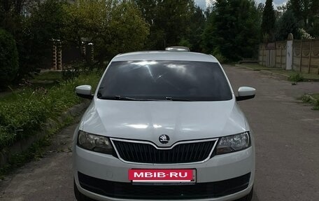 Skoda Rapid I, 2017 год, 700 000 рублей, 2 фотография