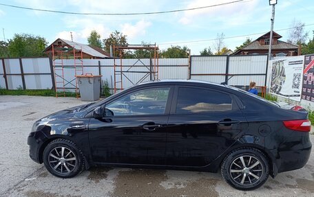 KIA Rio III рестайлинг, 2012 год, 750 000 рублей, 3 фотография