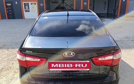 KIA Rio III рестайлинг, 2012 год, 750 000 рублей, 2 фотография