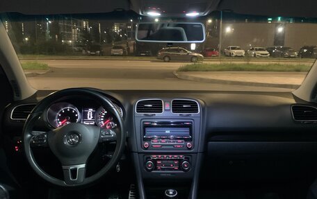 Volkswagen Golf VI, 2012 год, 885 000 рублей, 24 фотография
