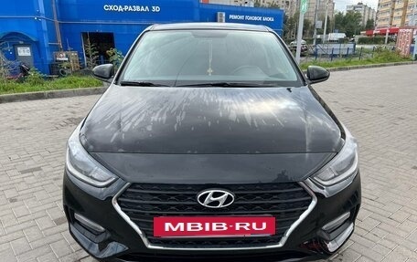 Hyundai Solaris II рестайлинг, 2018 год, 1 200 000 рублей, 13 фотография