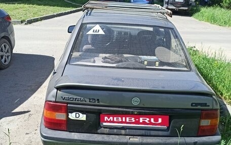Opel Vectra A, 1992 год, 85 000 рублей, 5 фотография