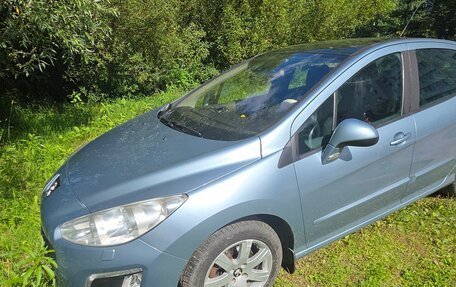 Peugeot 308 II, 2011 год, 650 000 рублей, 2 фотография