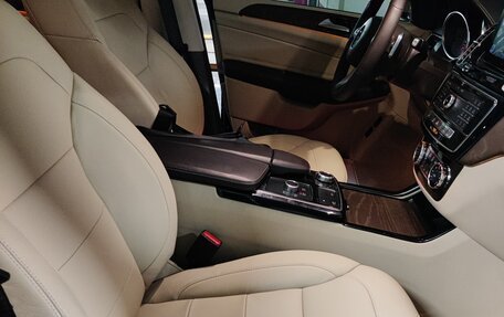 Mercedes-Benz GLS, 2018 год, 5 400 000 рублей, 15 фотография