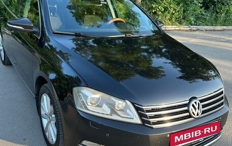 Volkswagen Passat B7, 2011 год, 1 210 000 рублей, 2 фотография