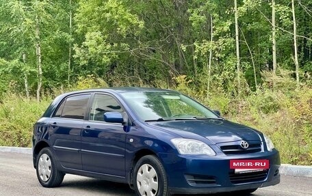 Toyota Corolla, 2004 год, 620 000 рублей, 2 фотография