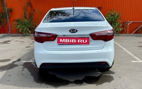 KIA Rio III рестайлинг, 2015 год, 1 200 000 рублей, 20 фотография