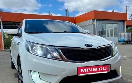 KIA Rio III рестайлинг, 2015 год, 1 200 000 рублей, 16 фотография