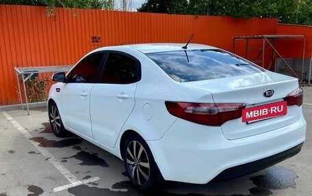 KIA Rio III рестайлинг, 2015 год, 1 200 000 рублей, 19 фотография