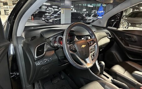 Chevrolet Trax, 2018 год, 1 700 000 рублей, 2 фотография