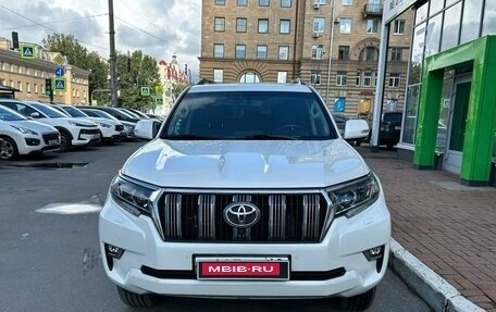 Toyota Land Cruiser Prado 150 рестайлинг 2, 2018 год, 4 249 000 рублей, 2 фотография