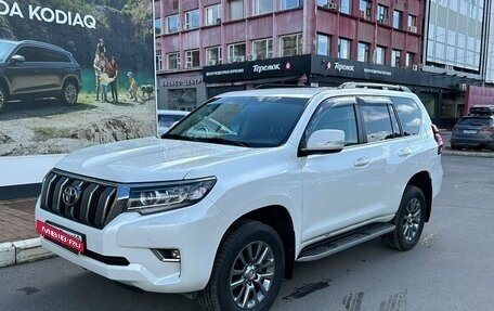 Toyota Land Cruiser Prado 150 рестайлинг 2, 2018 год, 4 249 000 рублей, 3 фотография