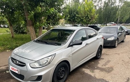 Hyundai Solaris II рестайлинг, 2013 год, 537 000 рублей, 5 фотография