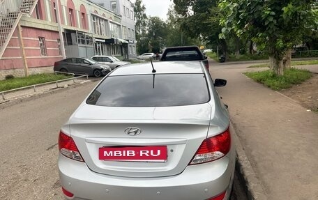 Hyundai Solaris II рестайлинг, 2013 год, 537 000 рублей, 3 фотография