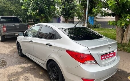 Hyundai Solaris II рестайлинг, 2013 год, 537 000 рублей, 4 фотография