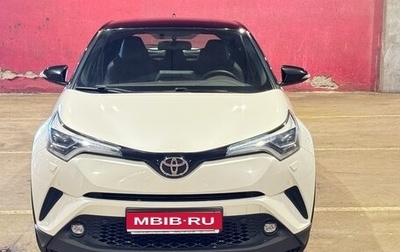Toyota C-HR I рестайлинг, 2018 год, 2 285 000 рублей, 1 фотография