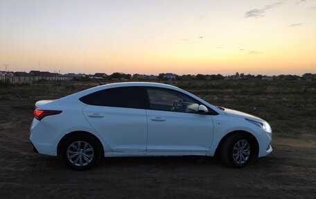 Hyundai Solaris II рестайлинг, 2019 год, 950 000 рублей, 8 фотография