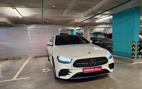 Mercedes-Benz E-Класс, 2021 год, 7 000 000 рублей, 3 фотография