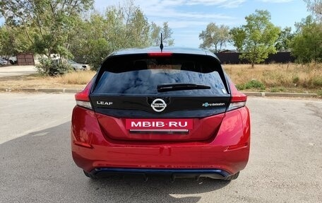 Nissan Leaf II, 2018 год, 1 400 000 рублей, 17 фотография