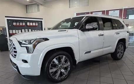 Toyota Sequoia, 2025 год, 11 500 000 рублей, 3 фотография