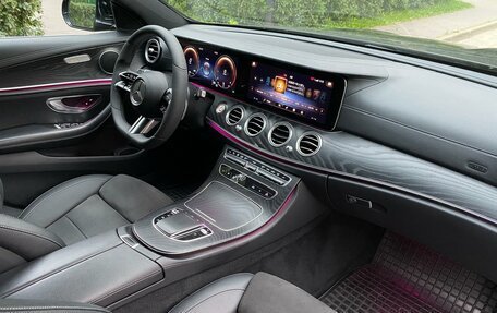 Mercedes-Benz E-Класс, 2020 год, 3 750 000 рублей, 10 фотография