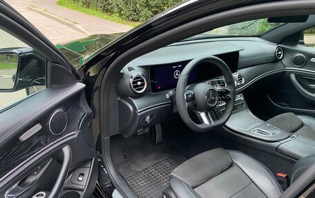 Mercedes-Benz E-Класс, 2020 год, 3 750 000 рублей, 21 фотография
