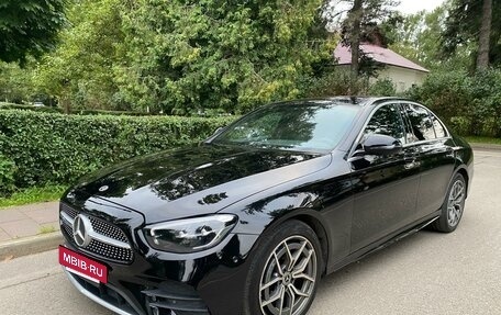 Mercedes-Benz E-Класс, 2020 год, 3 750 000 рублей, 20 фотография