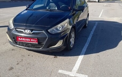 Hyundai Solaris II рестайлинг, 2013 год, 650 000 рублей, 1 фотография