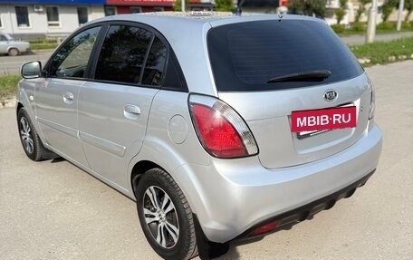 KIA Rio II, 2010 год, 585 000 рублей, 4 фотография