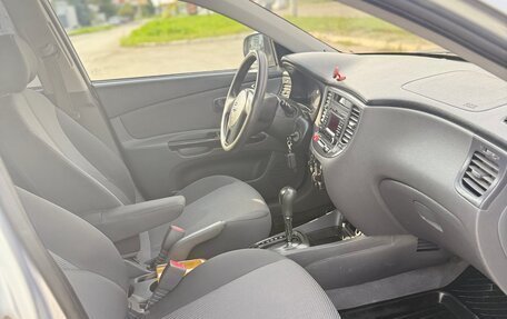 KIA Rio II, 2010 год, 585 000 рублей, 28 фотография
