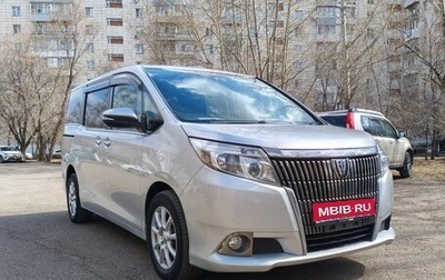 Toyota Esquire I, 2015 год, 1 900 000 рублей, 1 фотография
