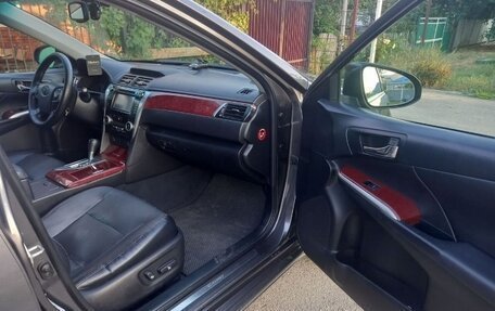 Toyota Camry, 2012 год, 1 650 000 рублей, 6 фотография