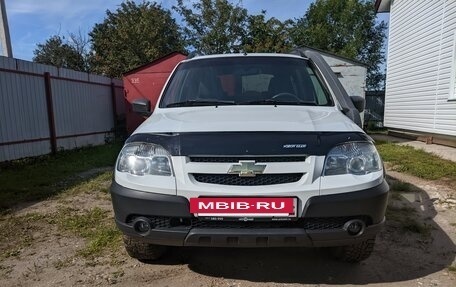 Chevrolet Niva I рестайлинг, 2016 год, 650 000 рублей, 2 фотография