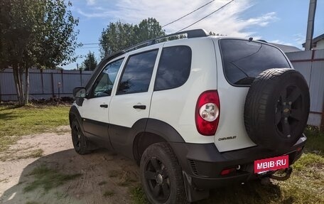 Chevrolet Niva I рестайлинг, 2016 год, 650 000 рублей, 7 фотография