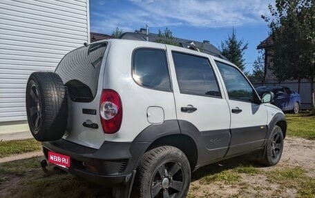Chevrolet Niva I рестайлинг, 2016 год, 650 000 рублей, 5 фотография