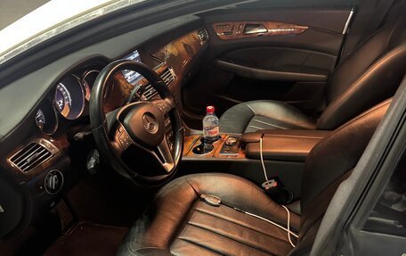 Mercedes-Benz CLS, 2011 год, 1 600 000 рублей, 5 фотография